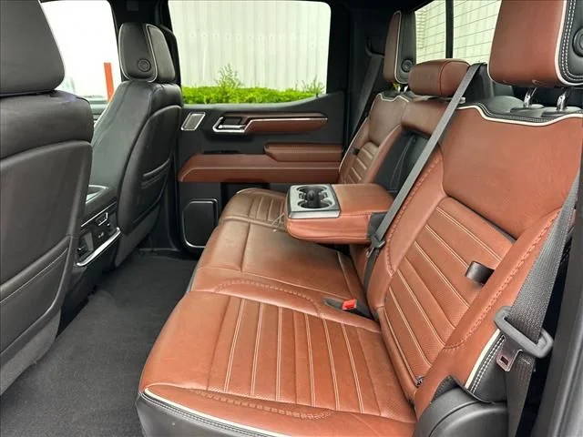 Used 2024 Silver GMC Denali Ultimate image 19