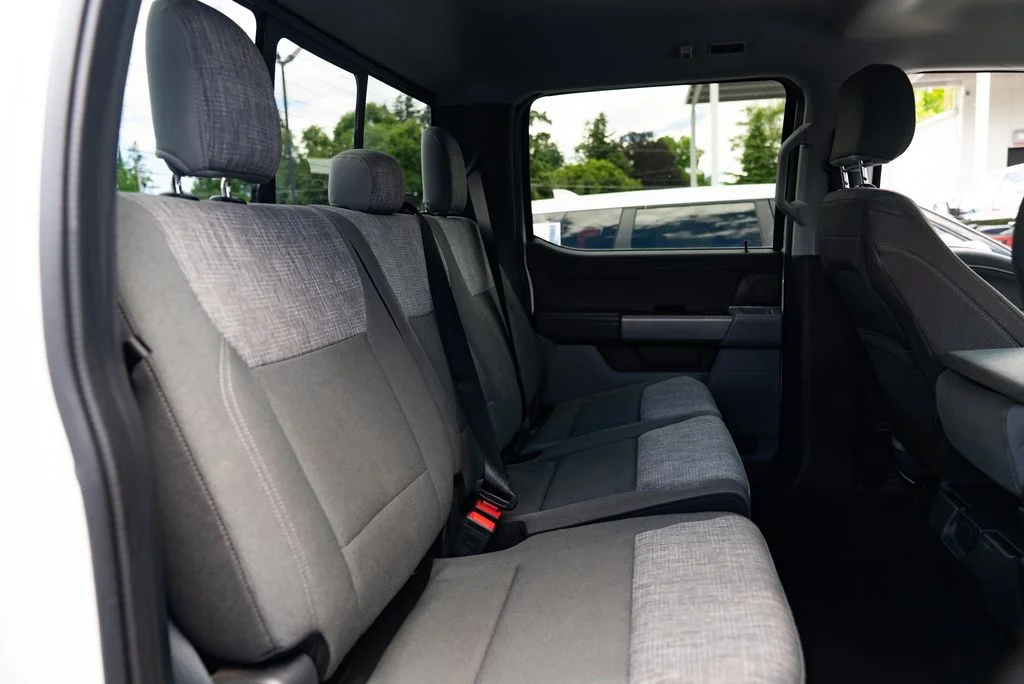 Used 2023 White Ford XLT image 24