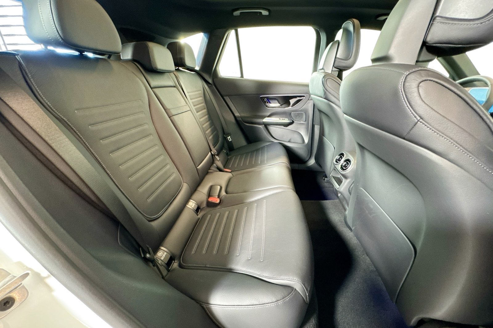 New 2026 Polar White Mercedes-Benz AMG® GLC 43 image 25