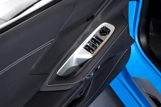 Used 2021 Rapid Blue Chevrolet Stingray image 52