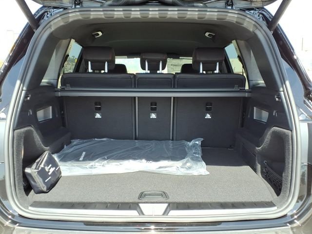 New 2026 Black Mercedes-Benz GLB 250 image 23