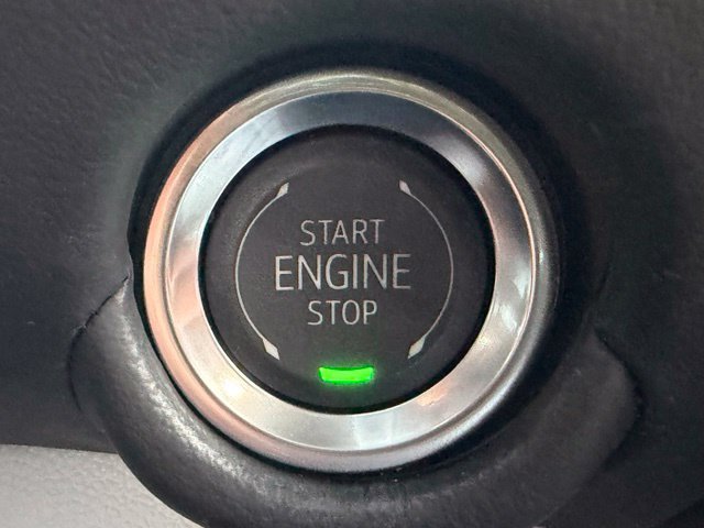 Used 2025 Beige Chevrolet Premier image 28