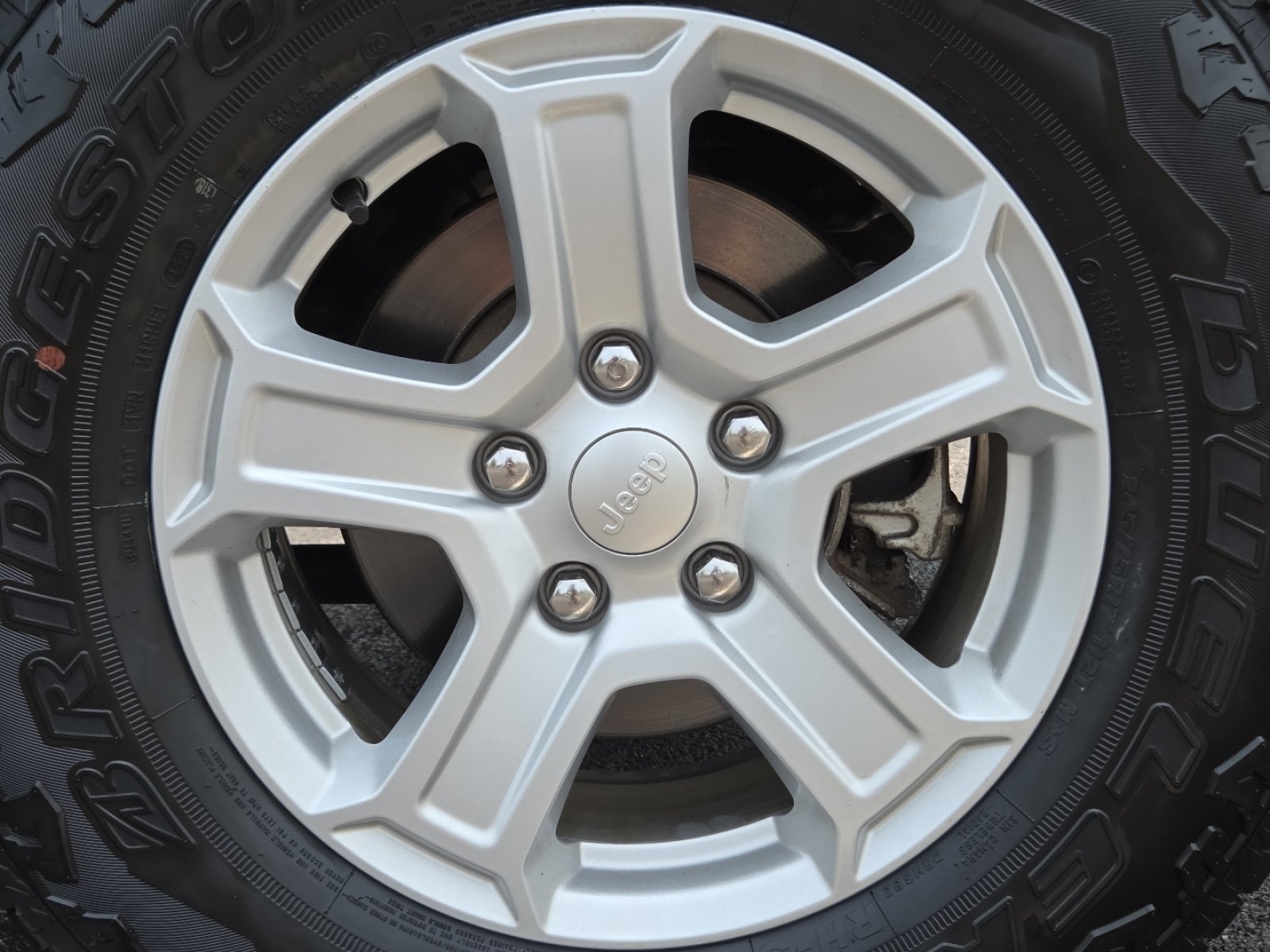 Used 2021 Blue Pearl Jeep Unlimited Sport S image 13