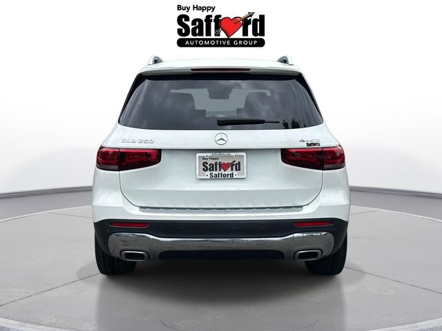 Used 2022 White Mercedes-Benz GLB 250 image 7