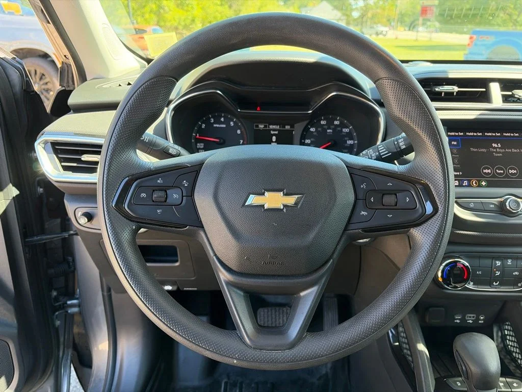 Used 2022 Gray Chevrolet LT image 25