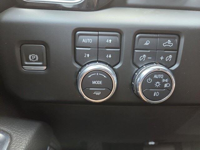 Used 2022 Onyx Black GMC Denali image 14