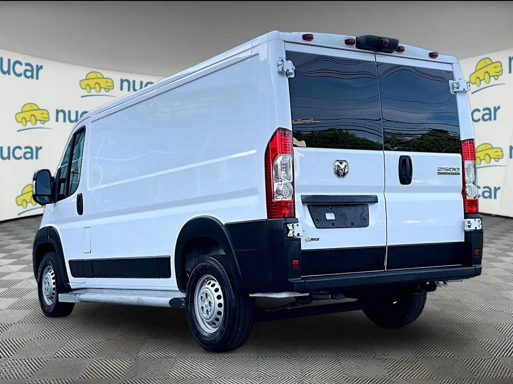 Used 2025 White Ram Base image 4