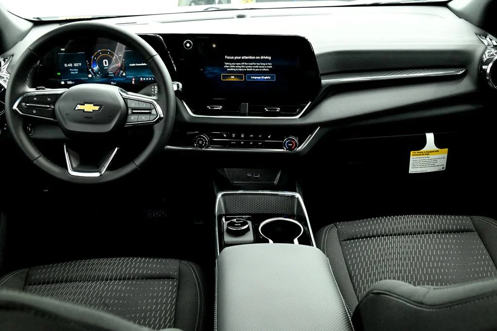 New 2026 Summit White Chevrolet LT image 22