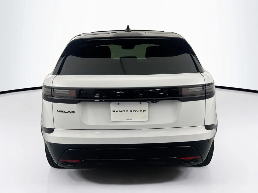 Certified Used 2025 White Land Rover Dynamic SE image 6