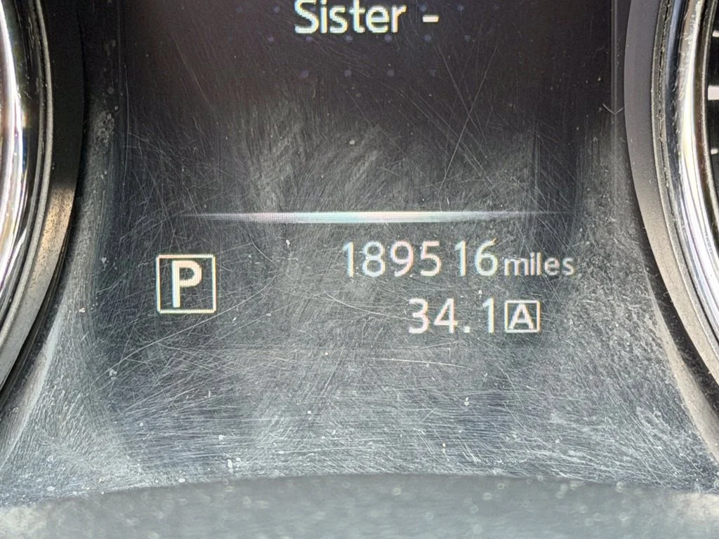 Used 2014 Blue Nissan S image 19