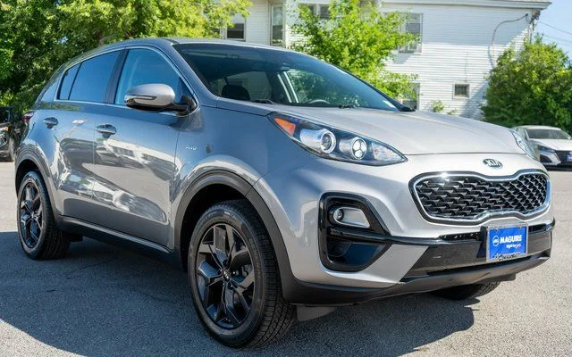 Used 2022 Gray Kia LX image 4