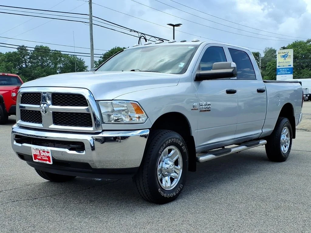 Used 2017 Bright Silver Clearcoat Metallic Ram Tradesman image 18
