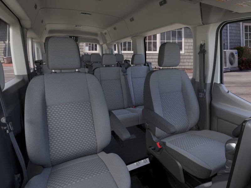 New 2026 Oxford White Ford XLT image 10