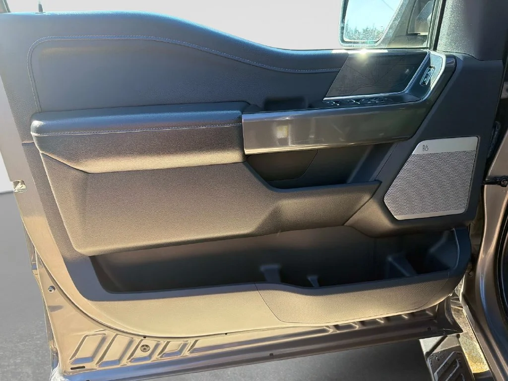 Used 2022 Gray Ford XLT image 18