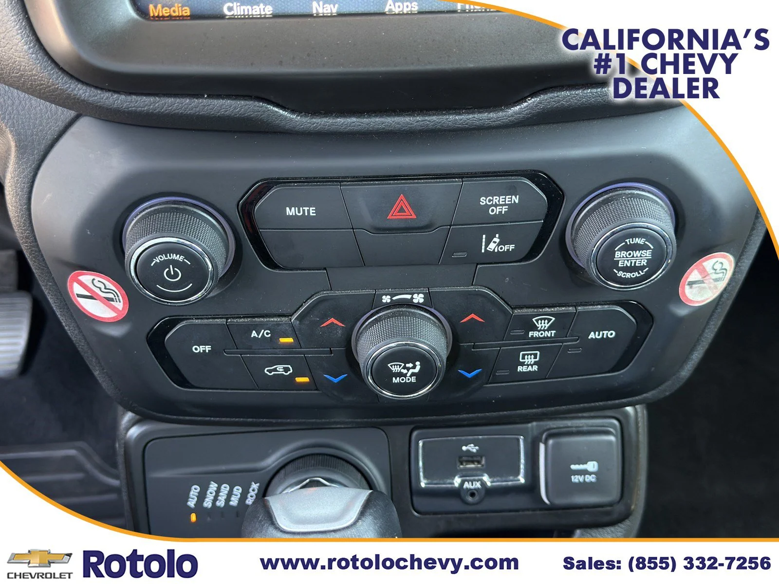 Used 2023 Slate Blue Pearlcoat Jeep Trailhawk image 20