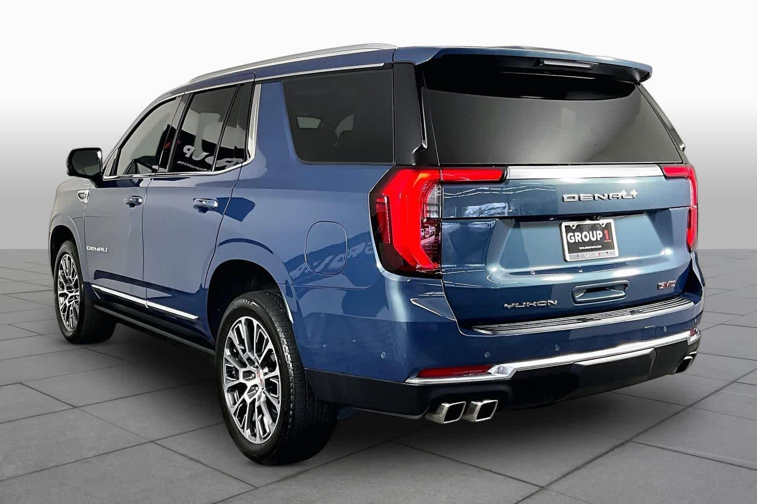 Used 2025 Downpour Metallic GMC Denali image 11