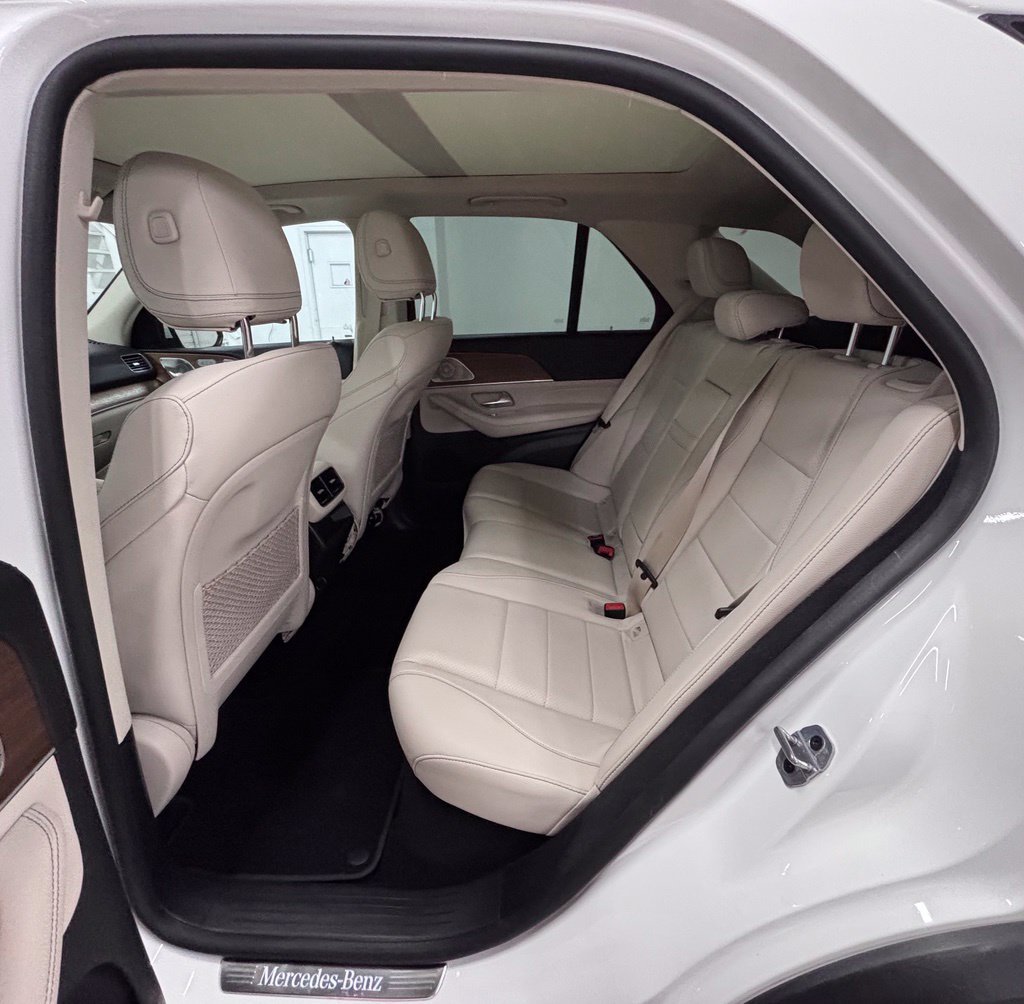 Used 2024 White Mercedes-Benz GLE 450 image 24
