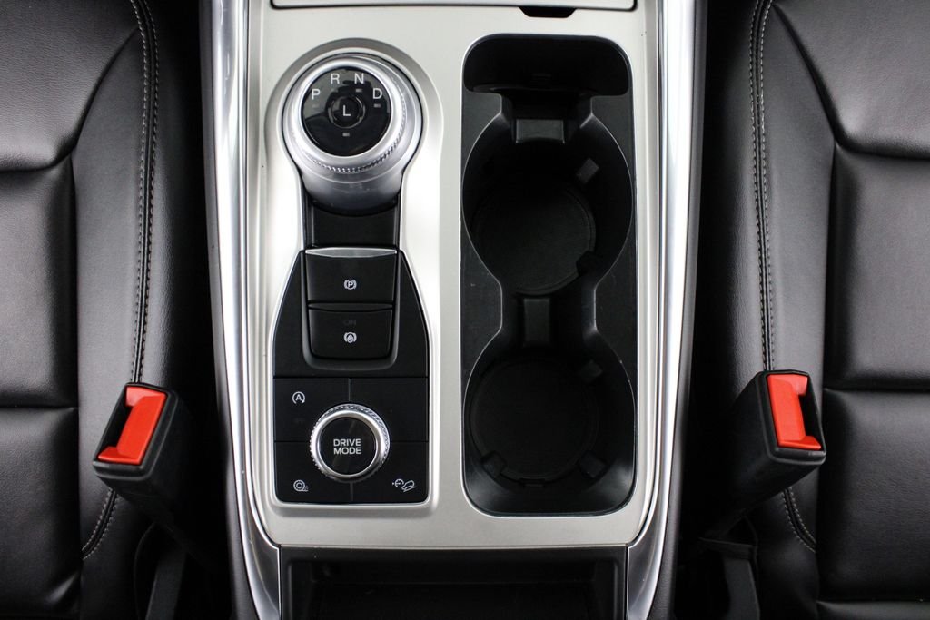 Used 2023 Black Ford XLT image 27