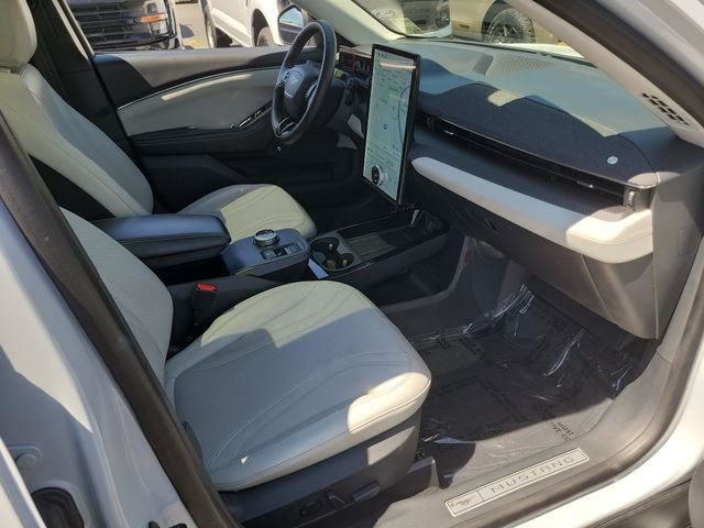 Certified Used 2021 Space White Metallic Ford Premium image 17