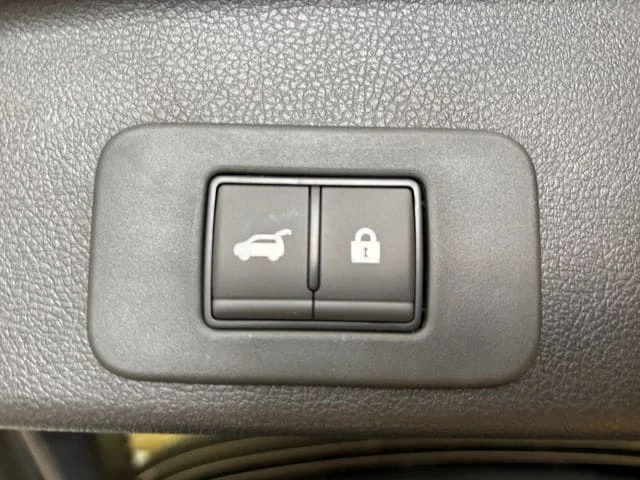 New 2026 Gun Metallic Nissan Platinum image 19