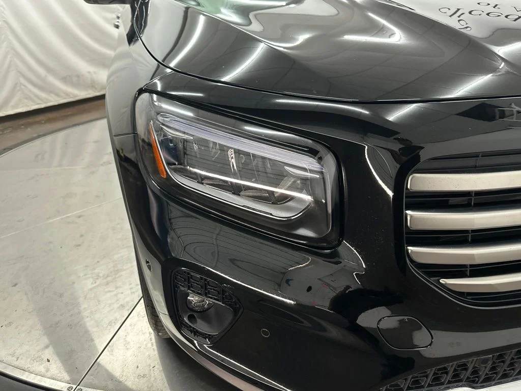 New 2026 Black Mercedes-Benz GLB 250 image 10