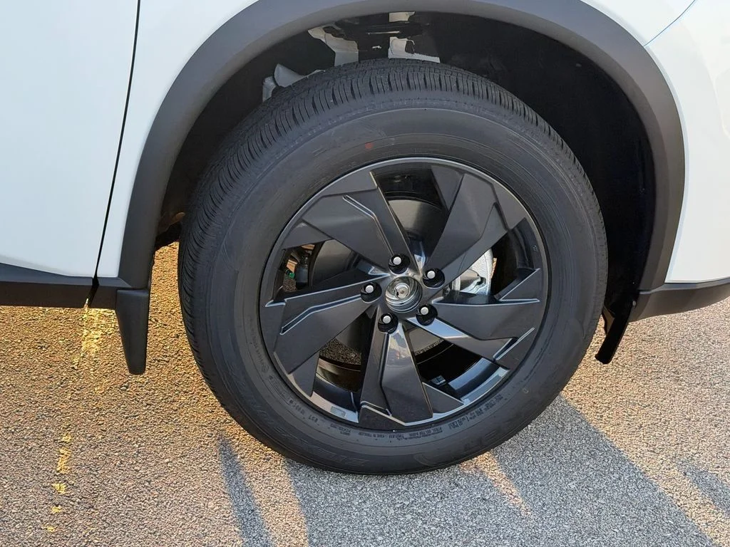 New 2026 White Nissan SV image 9