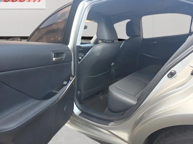 Used 2020 Silver Lexus 300 image 19