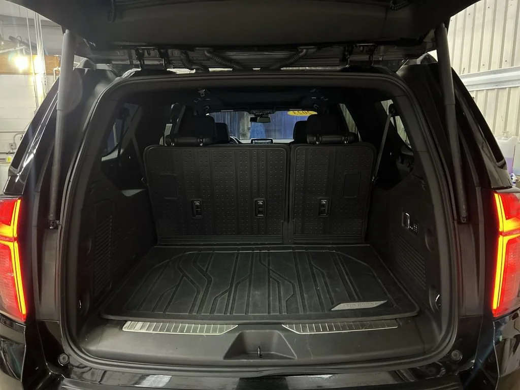 2023 Chevrolet Suburban Z71 - Photo 21