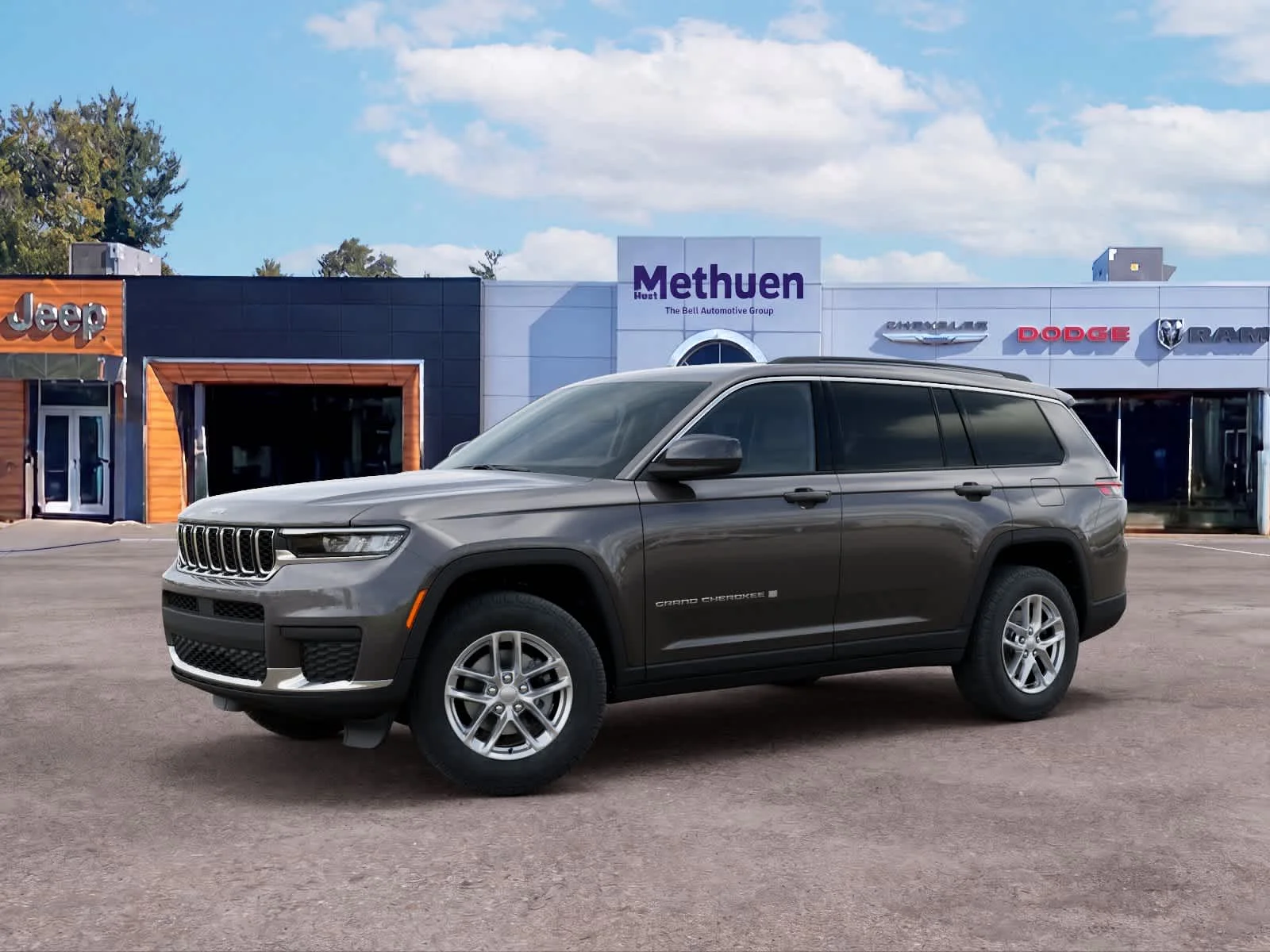 New 2026 Baltic Gray Metallic Clearcoat Jeep Laredo X image 2