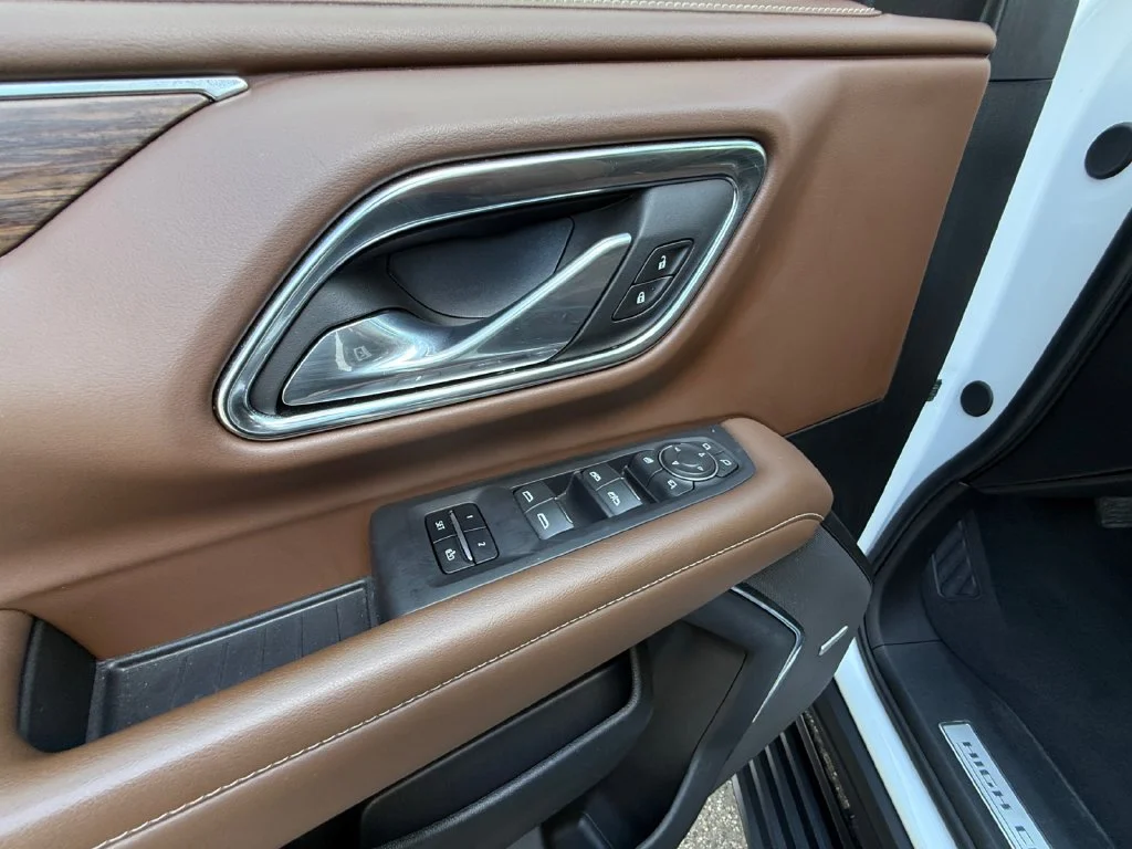 Used 2024 Beige Chevrolet High Country image 11