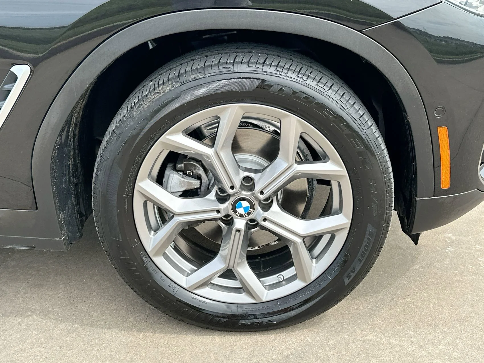 Used 2021 Black Sapphire Metallic BMW xDrive30i image 10