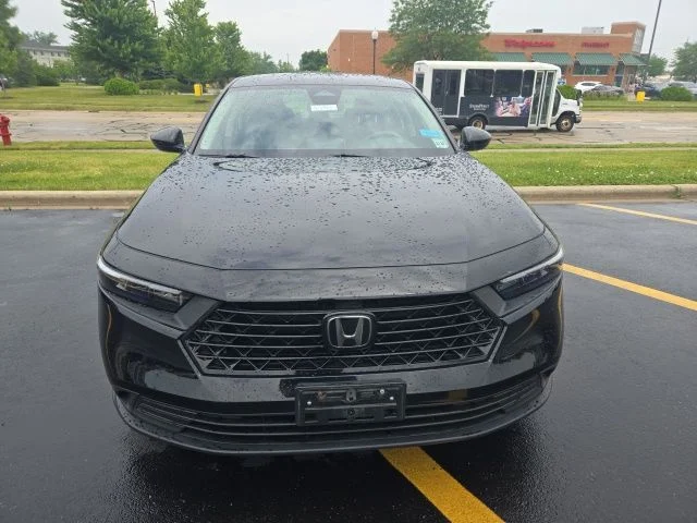 Used 2024 Black Honda LX image 2