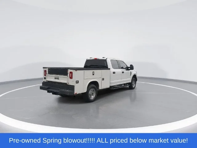 Used 2021 White Ford XL image 8