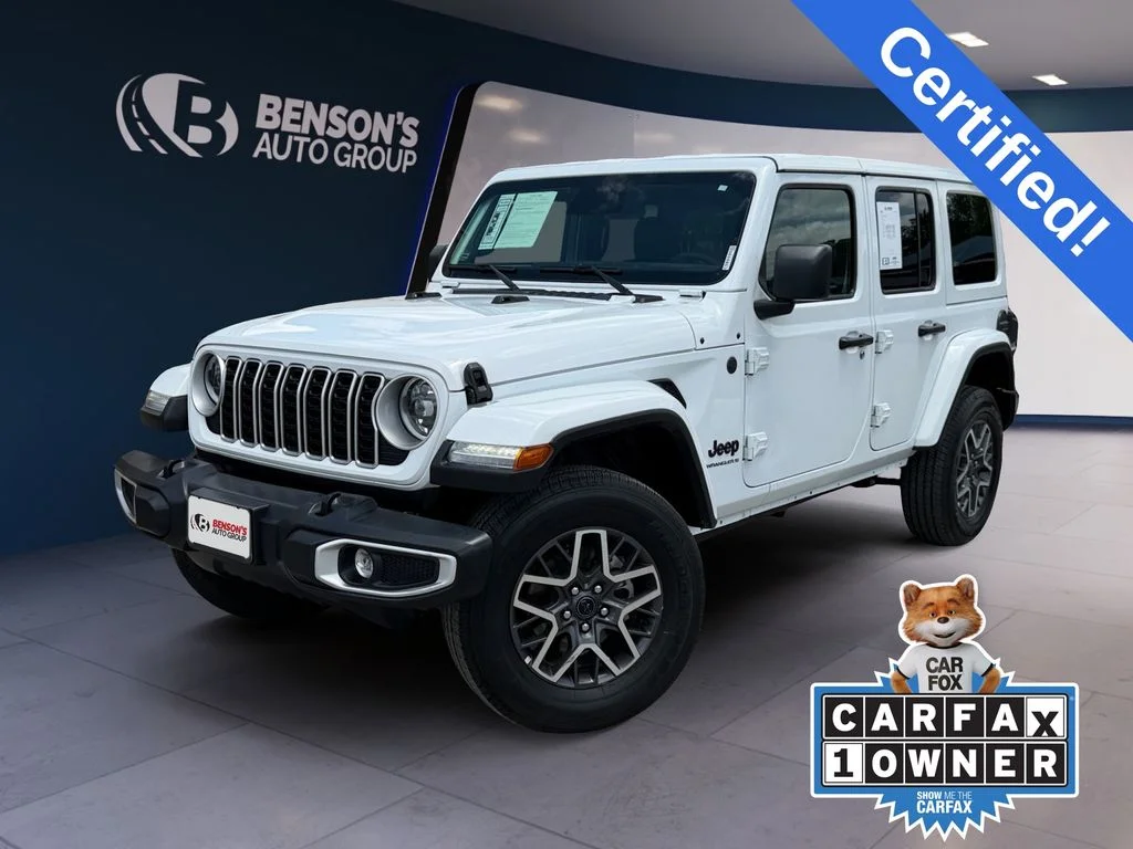 Used 2025 White Jeep Sahara image 1