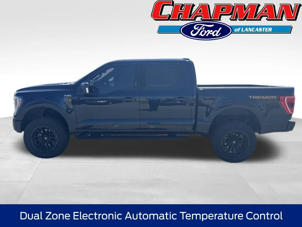 Used 2022 Blue Ford Tremor image 3