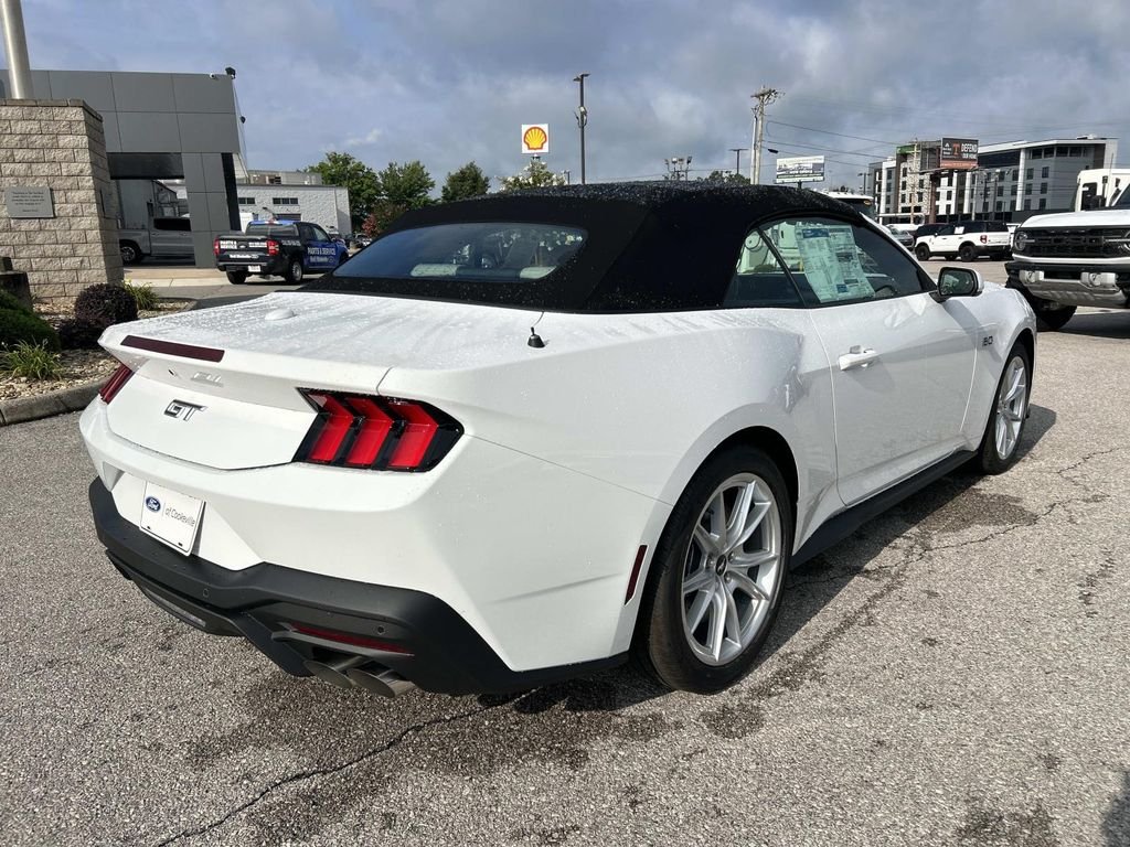 New 2026 Oxford White Ford GT Premium Convertible image 4