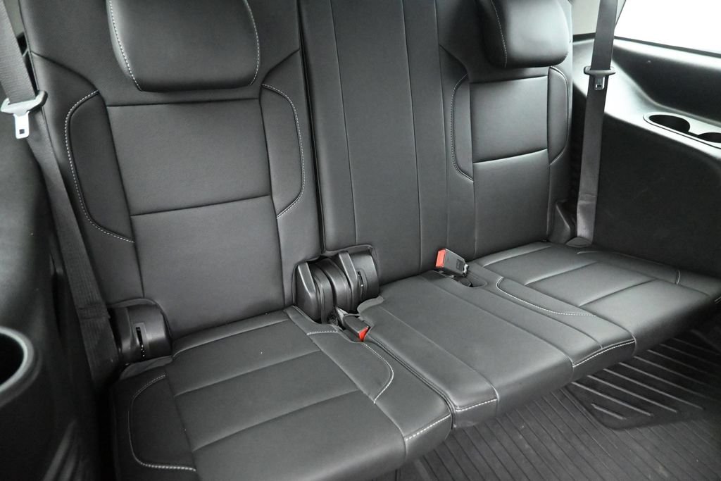Used 2020 White Chevrolet Premier image 11