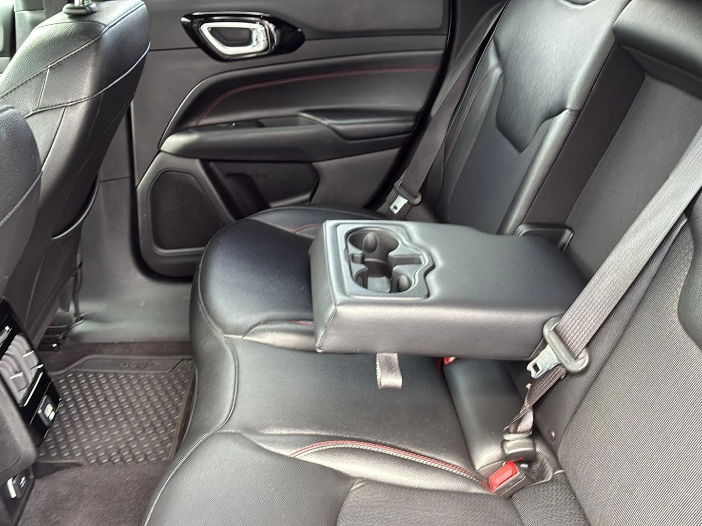 Used 2024 Black Clearcoat Jeep Trailhawk image 28