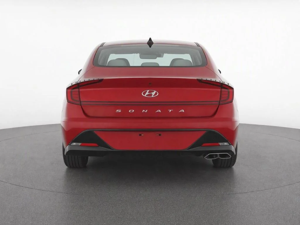 Used 2023 Red Hyundai SEL image 6