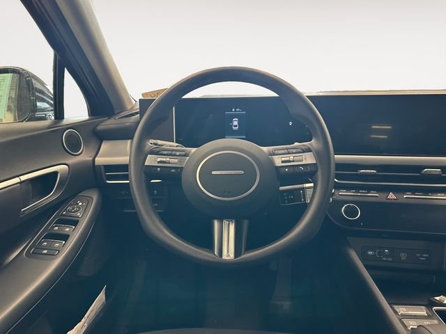 Used 2025 Blue Hyundai SEL image 12
