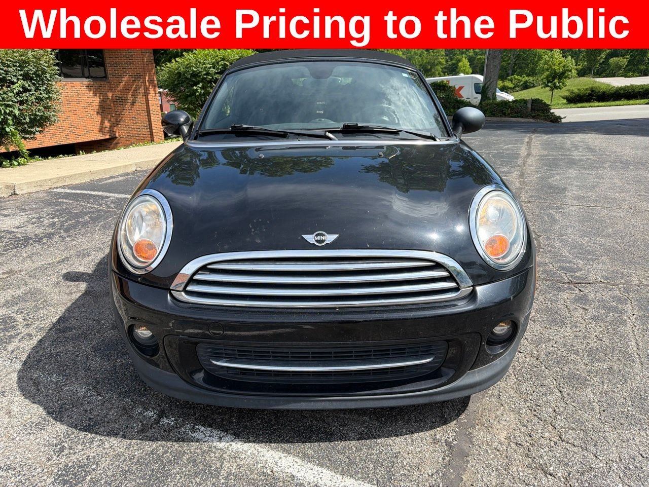 Used 2014 MINI Cooper Base with VIN WMWSY1C52ET625596 for sale in Nashville, TN