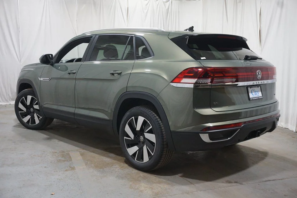 2026 Volkswagen Atlas Cross Sport SE w/Tech - Photo 8