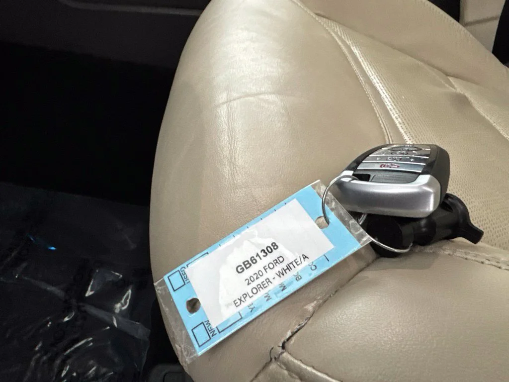Used 2020 White Ford Platinum image 33