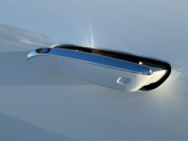 New 2026 Polar White Mercedes-Benz E 350 image 45
