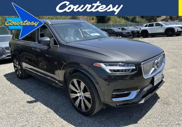 2023 Volvo XC90 B6 Ultimate 6-Seater 4WD's photo