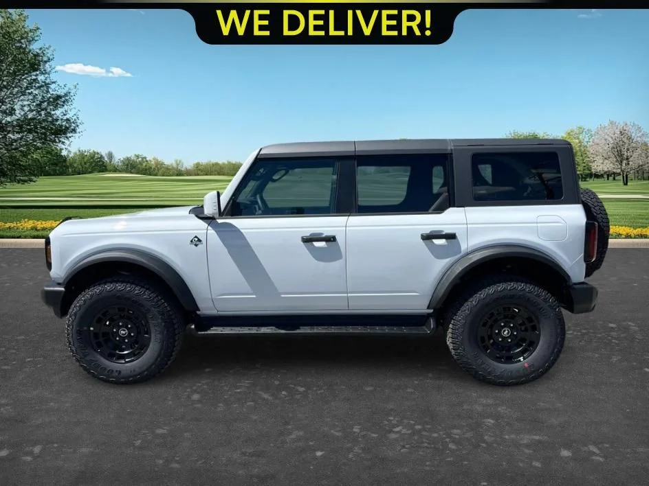 New 2026 White Ford Outer Banks image 8