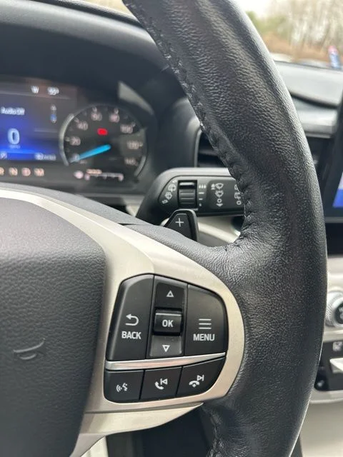 Used 2021 Black Ford XLT image 23
