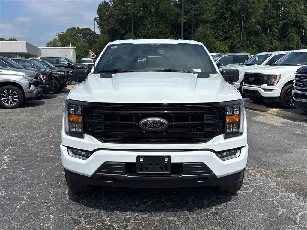 Used 2023 White Ford XLT image 2