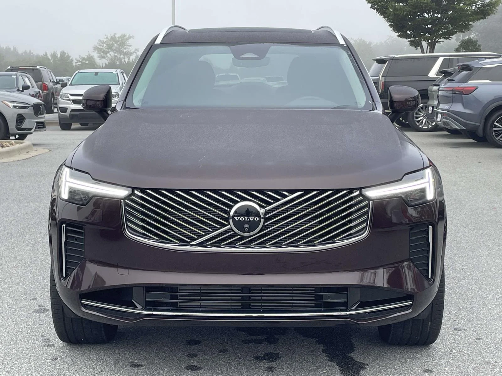 Used 2025 Mulberry Red Metallic Volvo Plus image 23