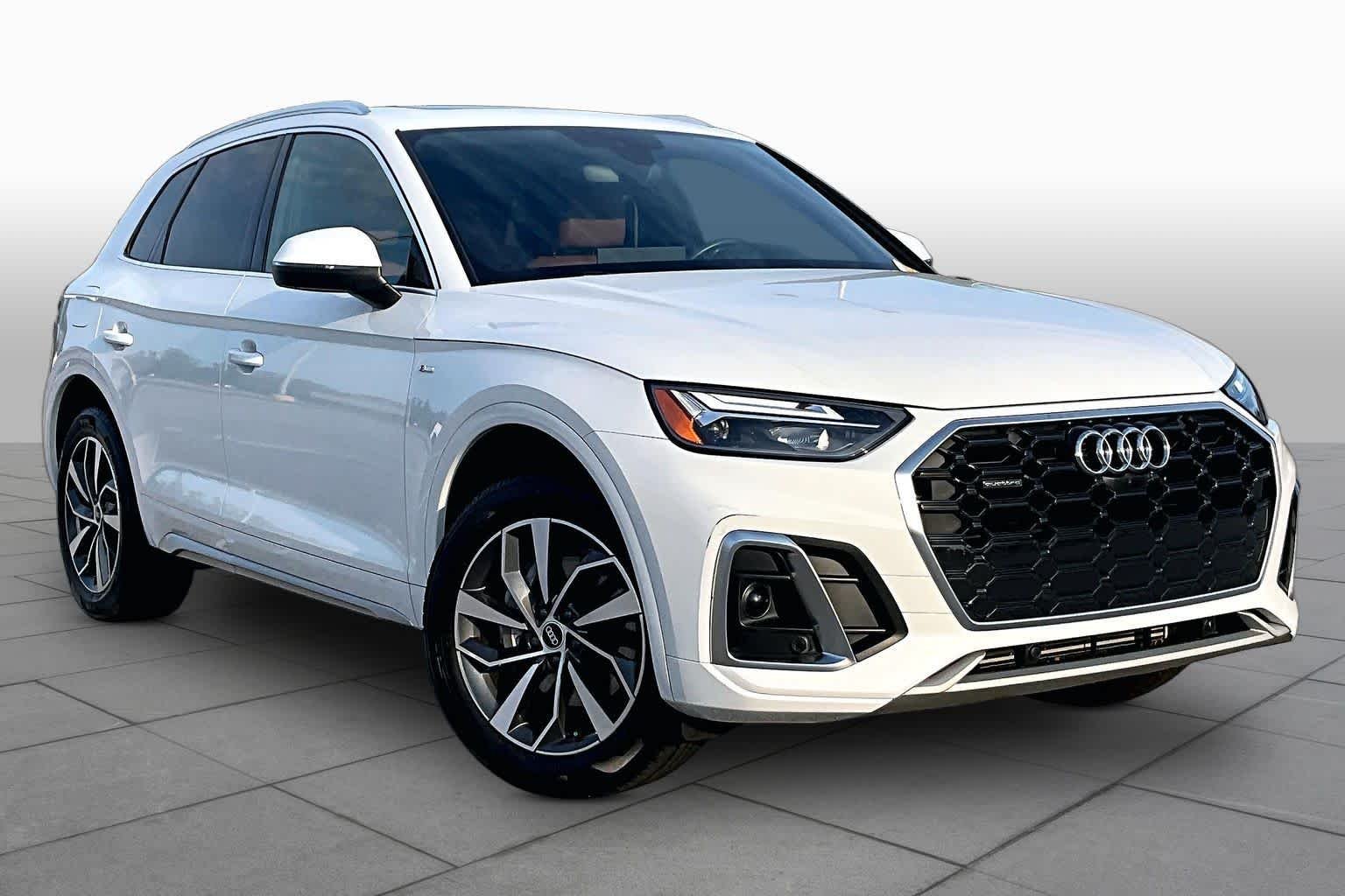 Used 2022 Glacier White Metallic Audi S line Premium Plus image 3